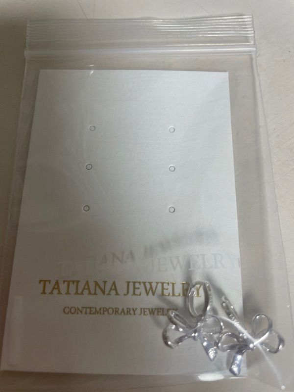 MUSINSA | TATIANA (Silver 925) Sweet Ribbon Hoop Earrings EC3028