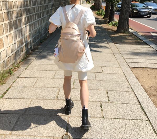 ★[Ouro] 韓国人気:ユニークバレエ BALLET bagpack(pale pink)★ MUSINSA公式 | OURO BALLET BACKPACK [ PALE PINK ]