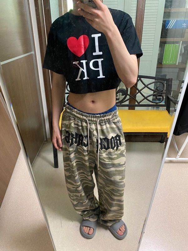 【ROCKCAKE】 Camo l Graphics Pants ★送料・関税込★ ☆送料・関税込☆ROCKCAKE☆Camo Metal Graphics Pants