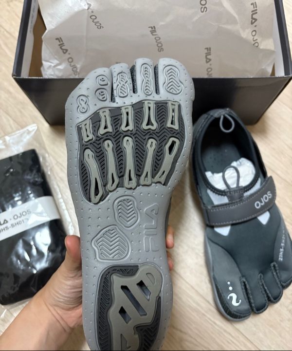 【OJOS×FILA】EZ SLIDE 2 MUSINSA | OJOS FILA x OJOS EZ SLIDE 2 / Grey