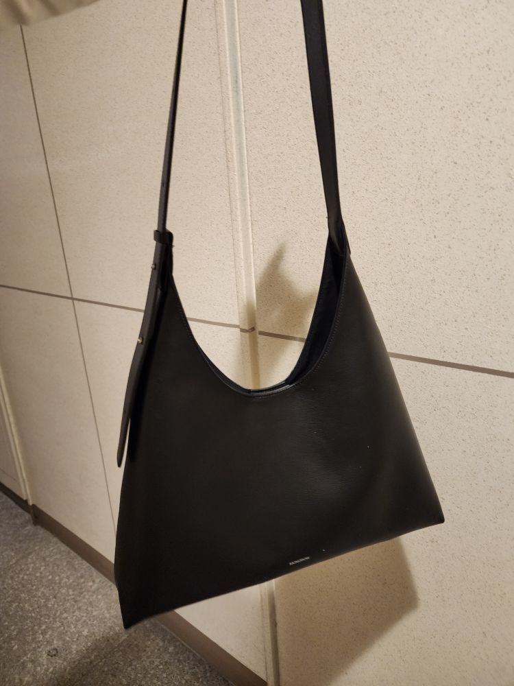 【MONOROW】 ANGLE BAG ★送料・関税込★ MUSINSA | MONOROW ANGLE BAG BLACK
