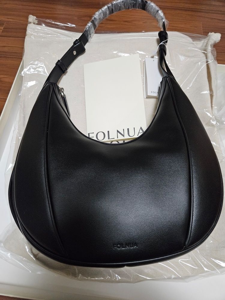 FOLNUA ■ OVAL BAG - PLAIN FOLNUA OVAL BAG LIGHT BEIGE - PLAIN | ファッション通販サイト
