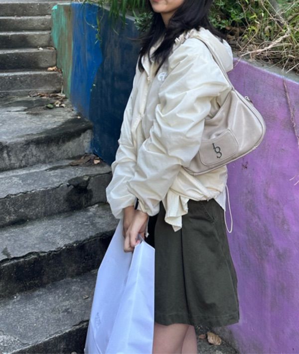 MUSINSA | ILLIGO signature bag beige