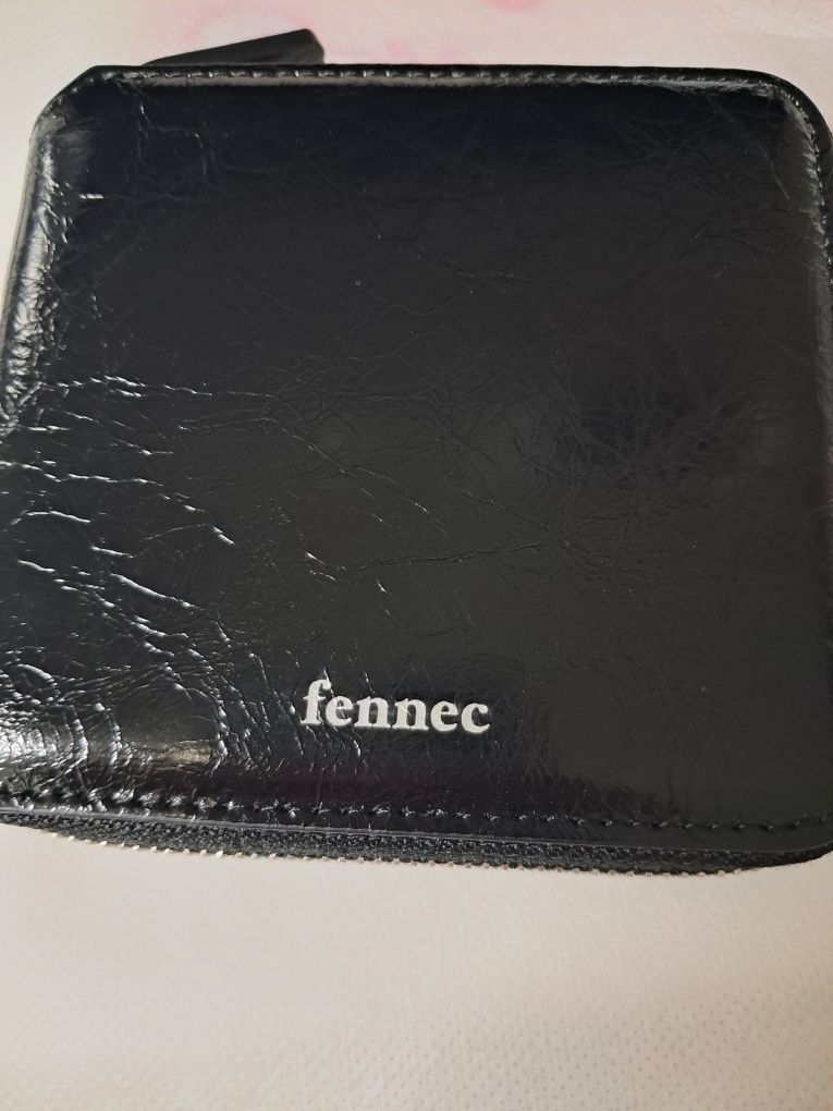 MUSINSA | fennec CRINKLE ZIPPER WALLET - SILVER
