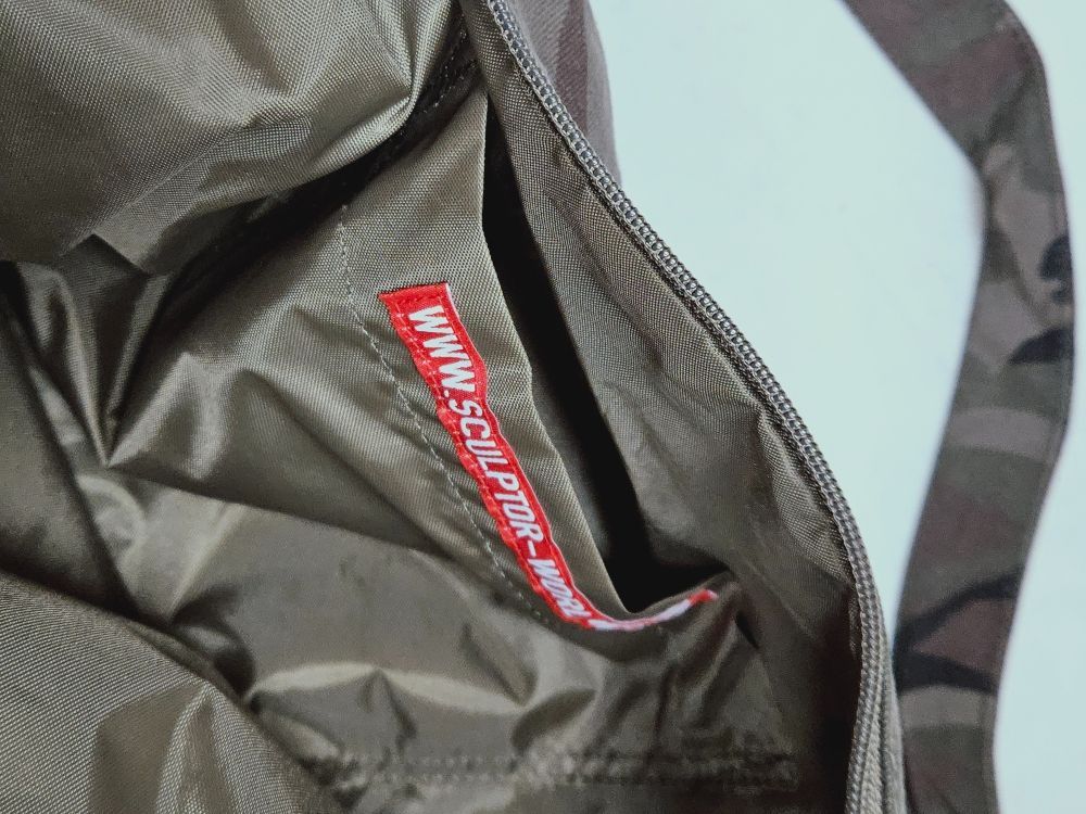SCULPTOR Teddy Duffle Bag ショルダーバッグ　くま MUSINSA公式 | SCULPTOR Triplets Teddy Duffle Bag Camouflage