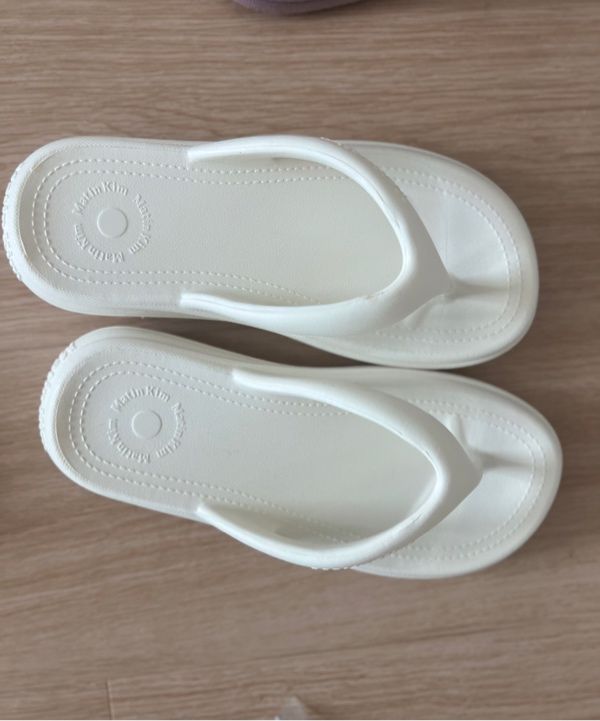 MUSINSA | MATIN KIM MATINFOM FLIP FLOP IN LIGHT KHAKI