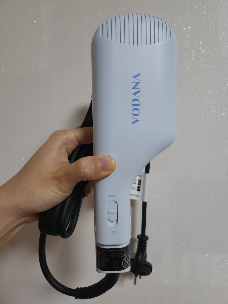 MUSINSA | VODANA Compact Wave Curling Iron 32mm – Powder Blue