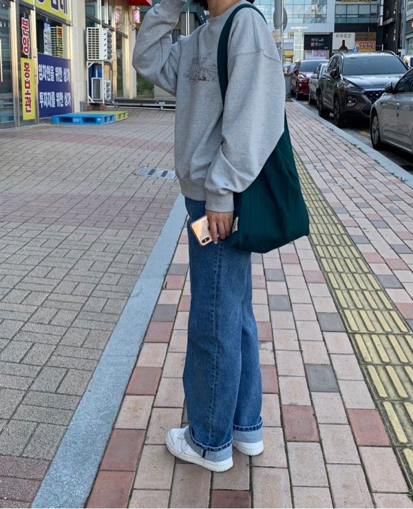 パンツ ^Dunst^ ESSENTIAL STRAIGHT JEANS LIGHT BLUE UDPA4C204B1 Mid Rise Straight Leg Detail Jeans In Light Blue Denim | EGO