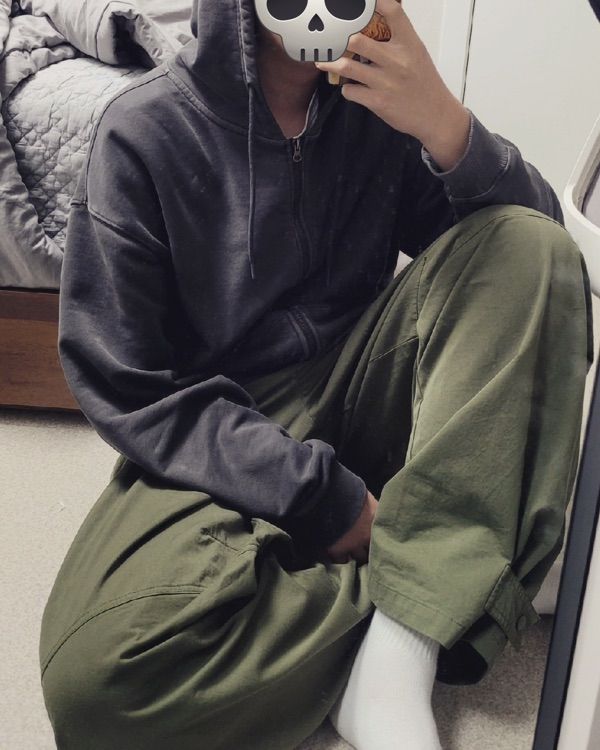 MUSINSA | BLACKBLOND Vivid Hidden Guts Logo Wide Cargo Pants