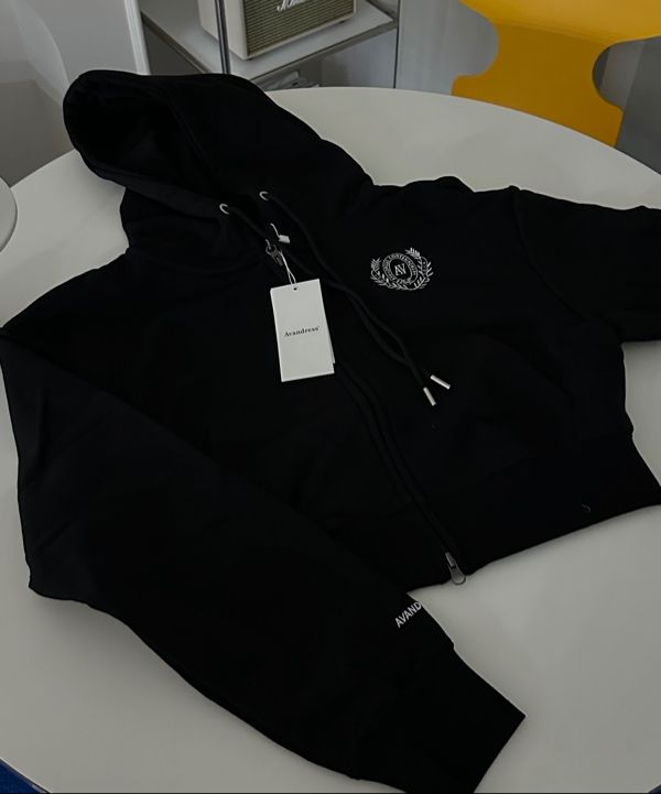 【SATIIIZ】Unz two-way crop hood zip-up MUSINSA | AVANDRESS SYMBOL CROP HOOD ZIP-UP - 3COL