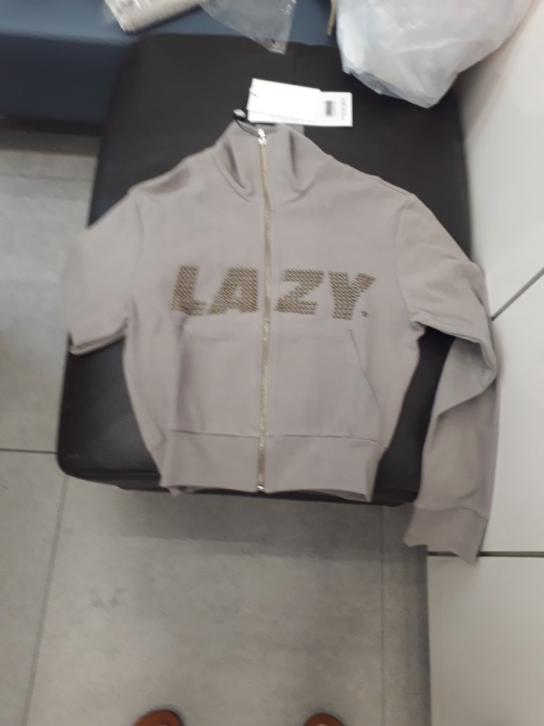MUSINSA公式 | LUV IS TRUE CH LAZY ZIP UP(BLACK)