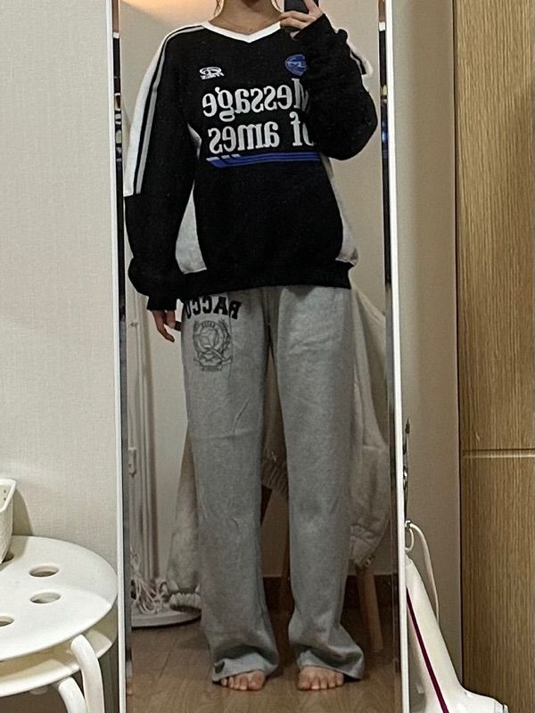 MUSINSA | AMES-WORLDWIDE V NECK UNIFORM SWEATSHIRT GREY