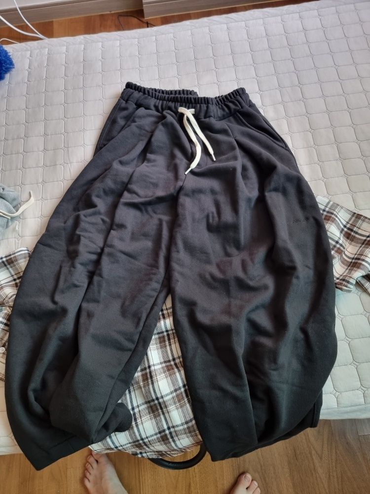 ANGLAN アングラン　バルーン　オーバーオール　ブラック　musinsa 210.jpg