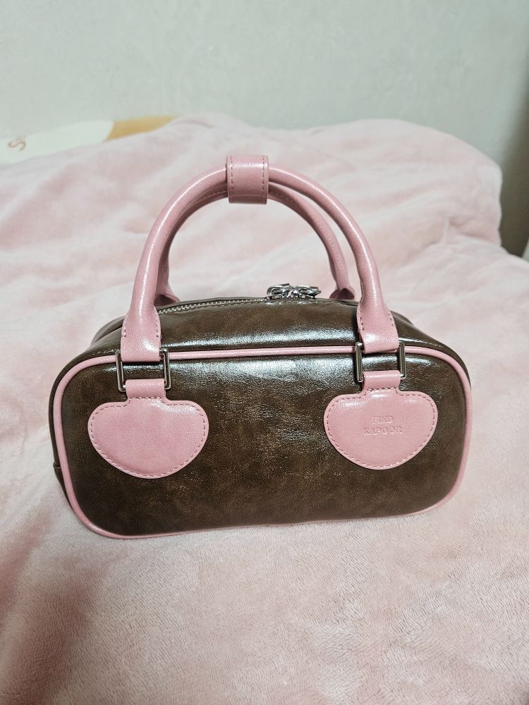MUSINSA | FINDKAPOOR Heart Block Bag 22 Crinkled - Brown Pink