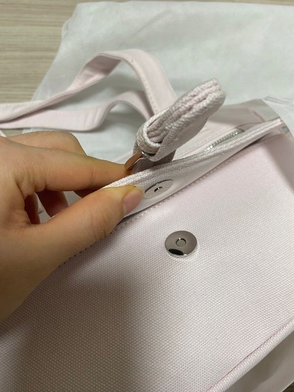 MUSINSA | ILLIGO Essential Pocket Bag Pink