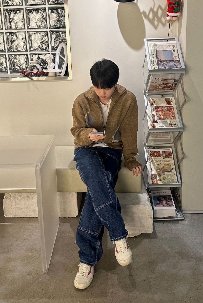 MUSINSA | YESEYESEE YES Dice Full Zip-up Knit Cardigan Polar