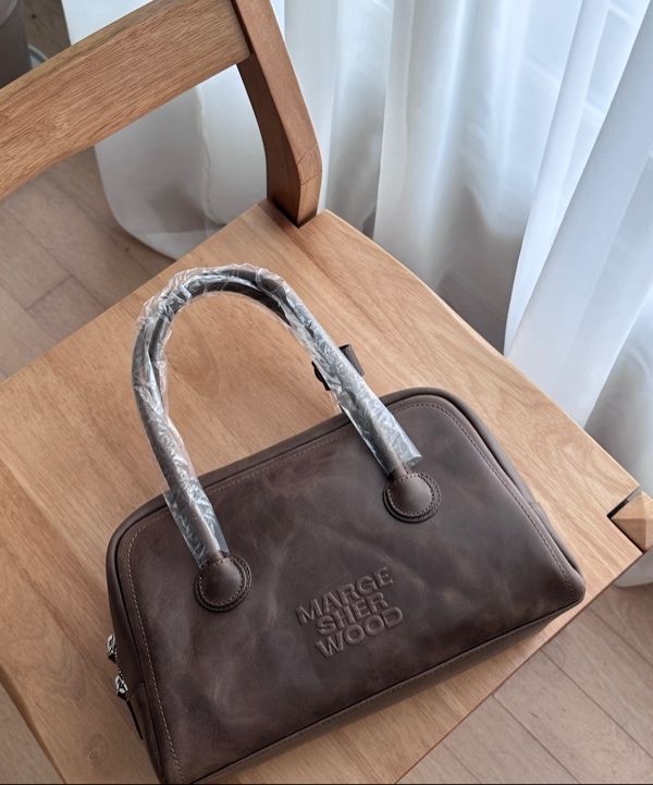 MUSINSA | MARGESHERWOOD SOFT TOTE_washed brown pull-up