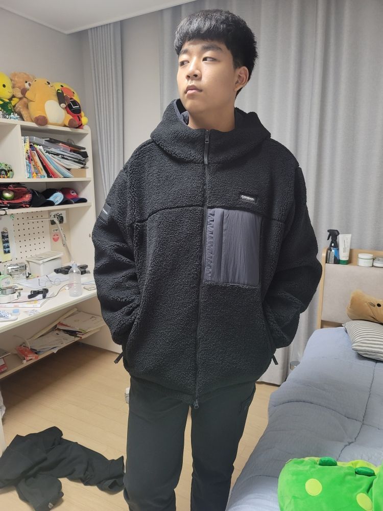 フリースジャケット COVERNAT Reversible comfy boa hoodie zip-up jacket black CO2 MUSINSA | COVERNAT Reversible Compiboa Hoody Zip-up Jacket Black