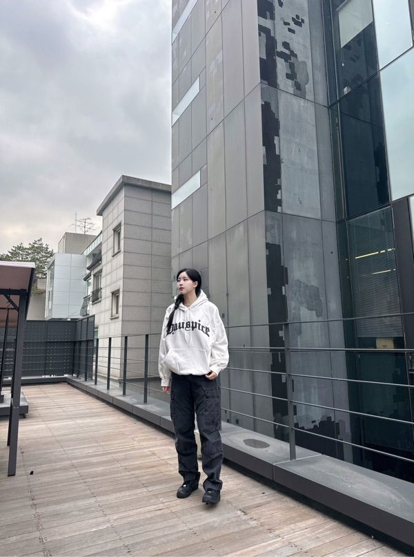 MUSINSA公式 | DAUSPICE Logo Hoodie White