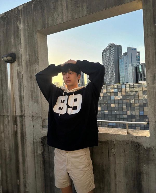 MUSINSA | WAI KEI Colorblock 89 Logo Check Hoodie Black