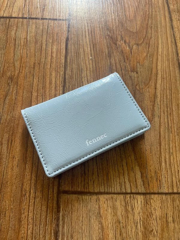 折りたたみ財布 Fennec CRINKLE SOFT CARD CASE STEEL BLUE FM1CW01SUF CRINKLE SOFT CARD CASE - SILVER - Fennec