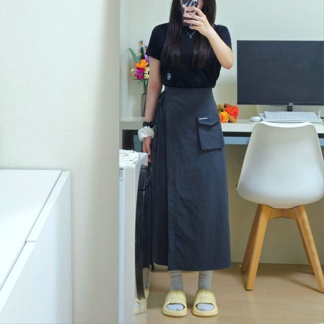 MUSINSA | AVANDRESS Greta Pocket Wrap Skirt CHARCOAL