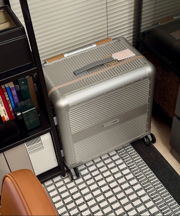MUSINSA | RAWROW R TRUNK 510 ALUMINIUM 24 inches SILVER (91L)