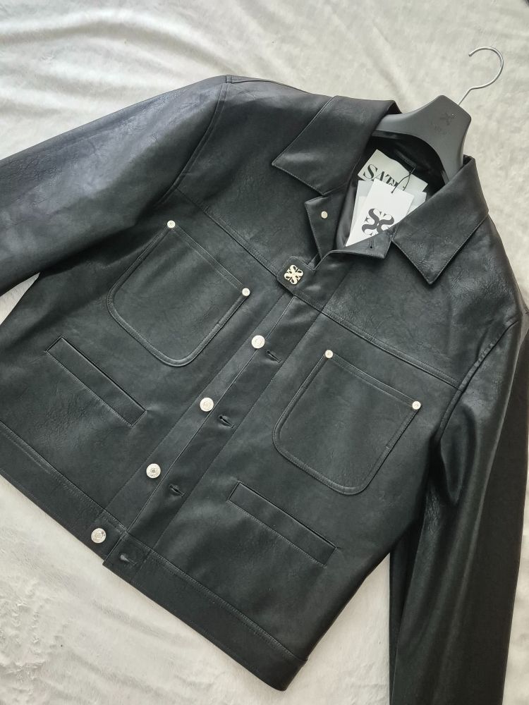 MUSINSA公式 | SATUR Symbol Brooch Fox Leather Jacket Classic Black