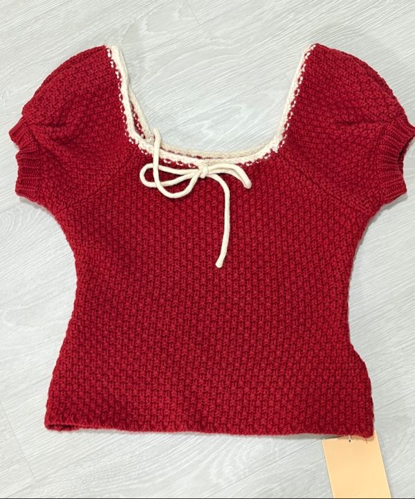 MUSINSA | SINOON [Hearts2Hearts STELLA wearing] PUFF HALF KNIT TOP