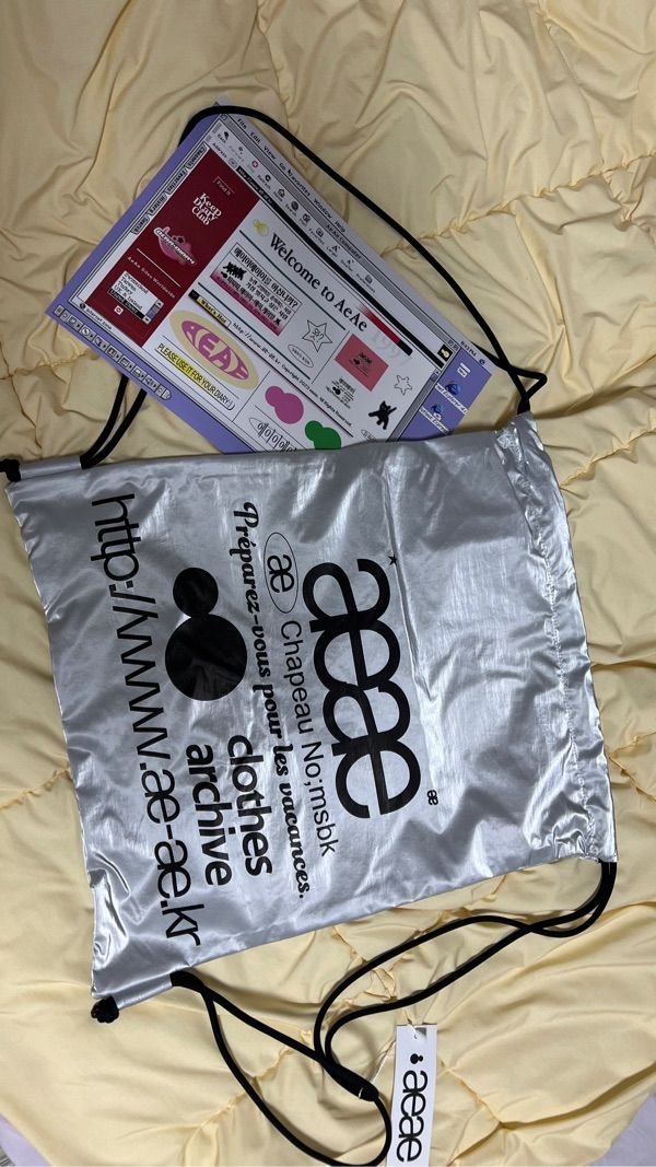 MUSINSA公式 | AEAE Web Logo Gym Sack -[SILVER]