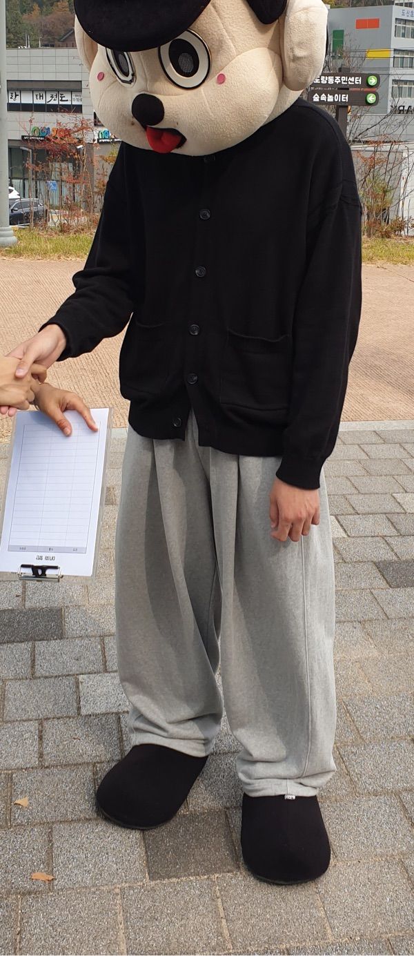 デニム・ジーパン NOT4NERD 3Tuck Wide Sweat Pants Grey PT083GR MUSINSA | NOT4NERD 3Tuck Wide Sweat Pants - Light Gray