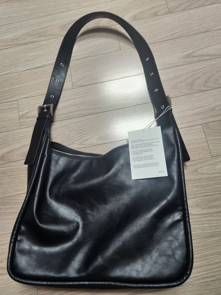 MUSINSA公式 | YEOMIM belted ridge bag - black