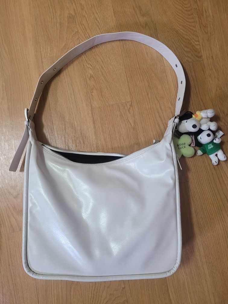 ショルダーバッグ・ポシェット YEOMIM belted ridge bag 4BTR117 MUSINSA | YEOMIM belted ridge bag (cream)