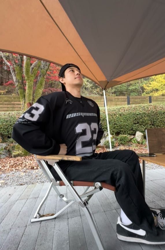 ★大人気★EASY NO EASY★Long Sleeve Football Jersey★追跡付 MUSINSA | EASY NO EASY Long Sleeve Football Jersey - Black