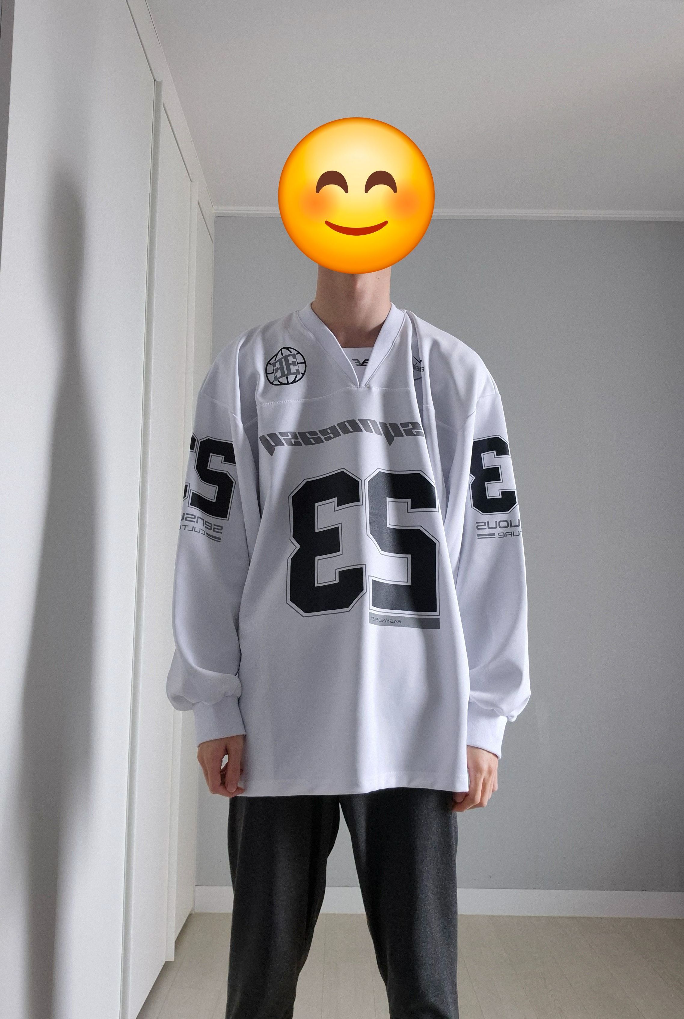 MUSINSA | EASY NO EASY Long Sleeve Football Jersey - White