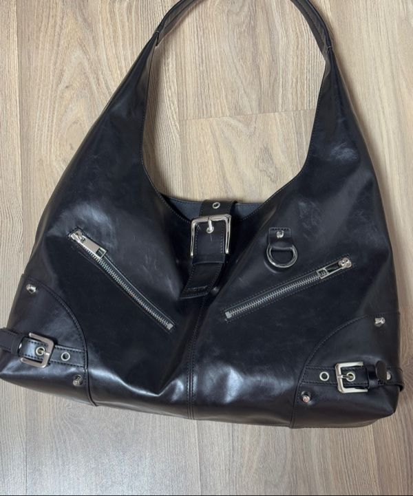 MUSINSA | NOTKNOWING Black Moto Hobo Bag (LEATHER)