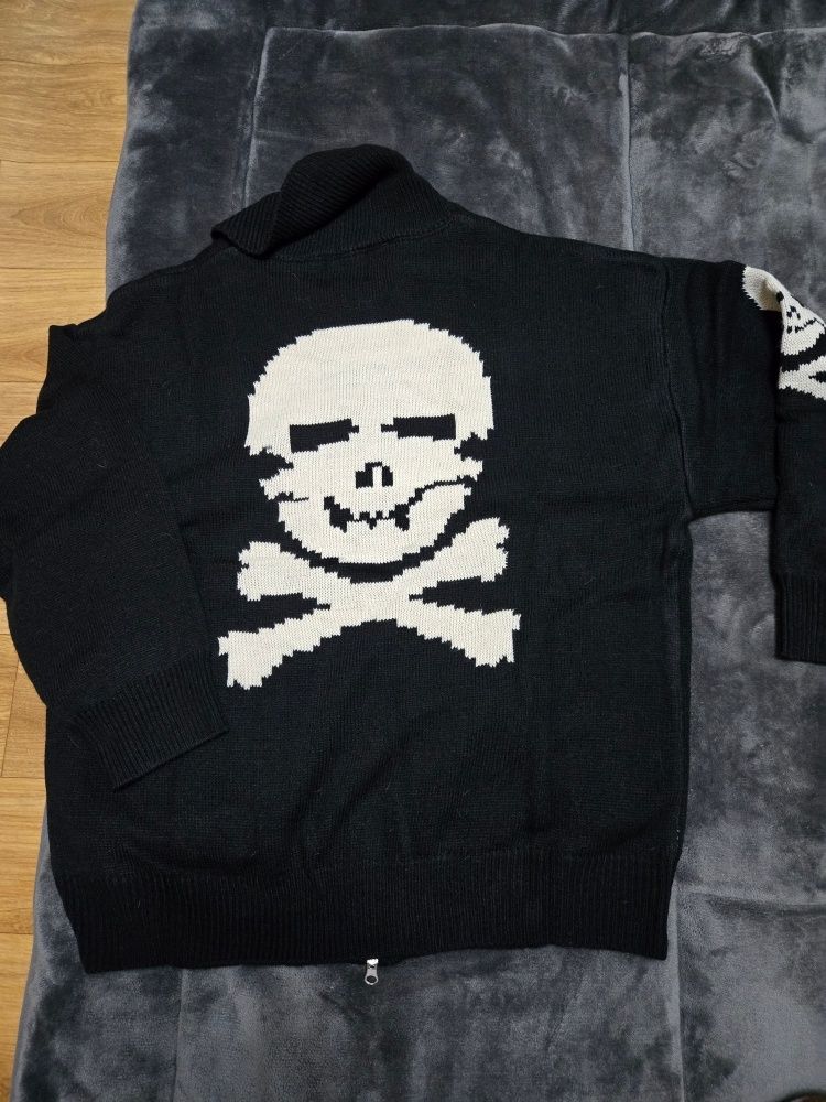 MUSINSA | SUADE SKULL COWICHAN SWEATER [BLACK]