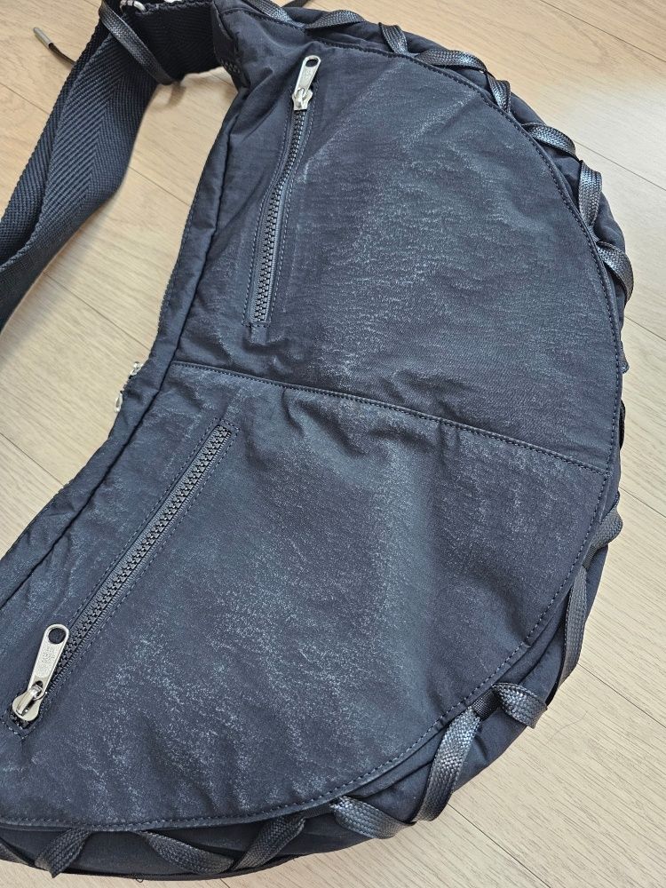 MUSINSA | IUGAMAKARAS Taped Shoulder Bag (Black)