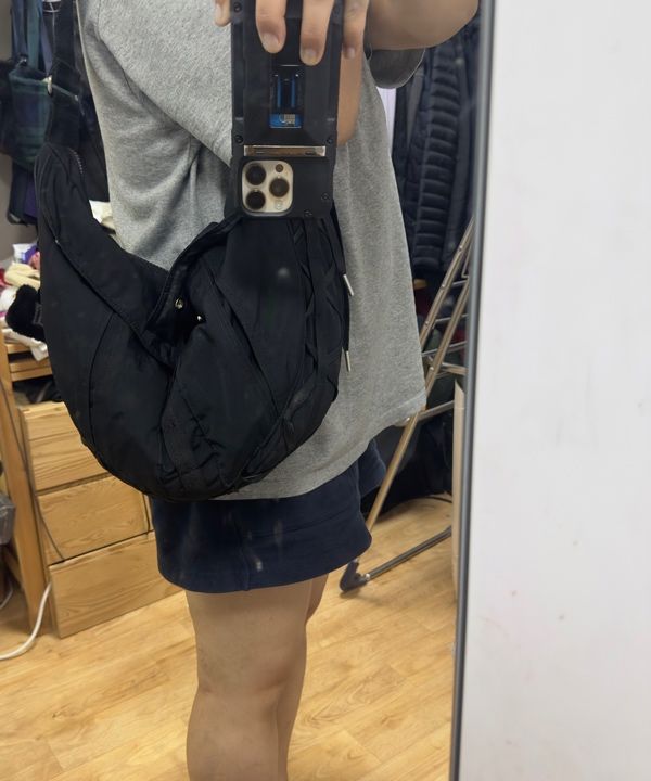 Taped Shoulder Bag IUGAMAKARAS ナイロンバッグ Taped Shoulder Bag IUGAMAKARAS ナイロンバッグ N110774544