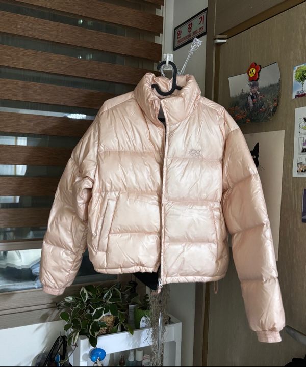 MUSINSA | SCULPTOR 104 RDS Cropped Puffer Down Ballerina Pink