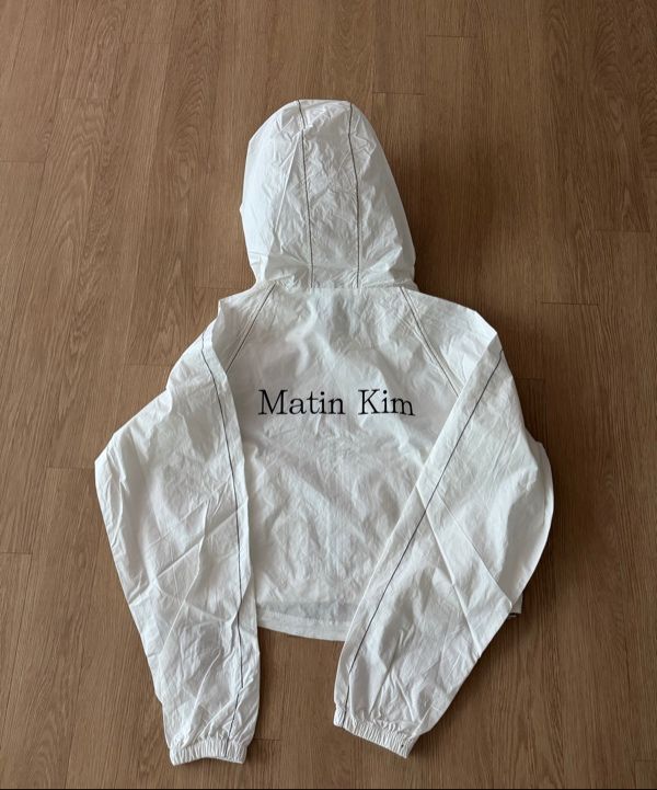 MUSINSA公式 | MATIN KIM MATIN CROP HOODY COATING JUMPER IN WHITE