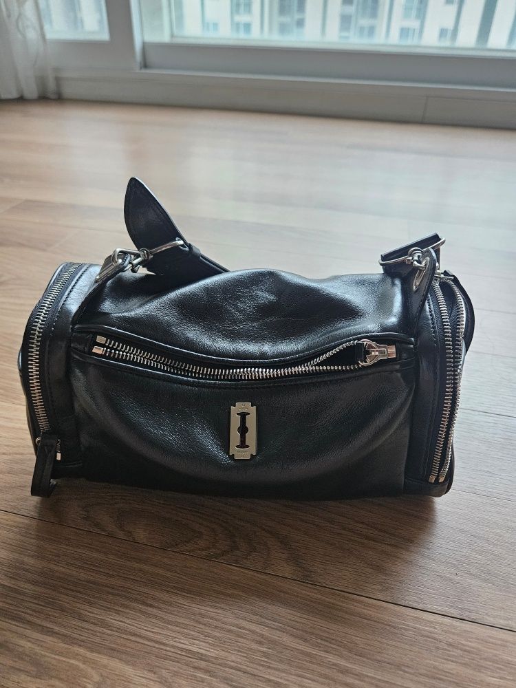 MUSINSA | VUNQUE Perfec Multi Pocket Shoulder S (Perfec Multi