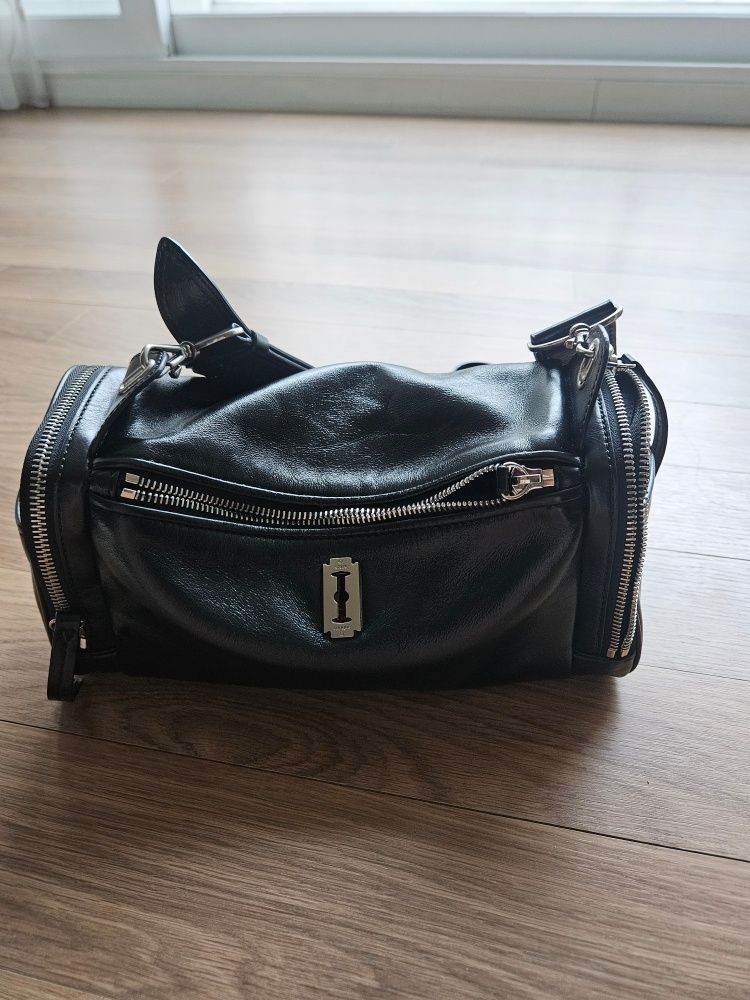 MUSINSA | VUNQUE Perfec Multi Pocket Shoulder S (Perfec Multi