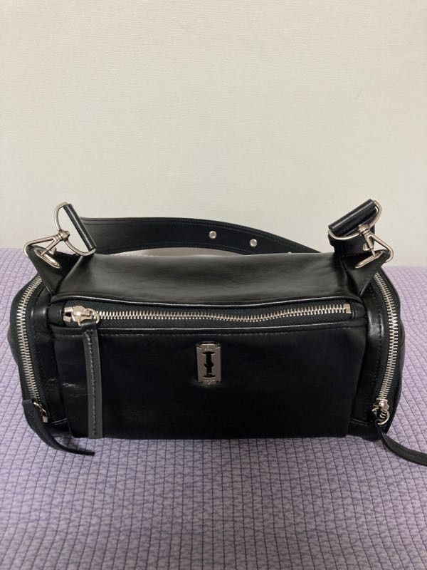 MUSINSA | VUNQUE Perfec Multi Pocket Shoulder S (Perfec