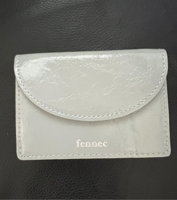 ◇Fennec◇ CRINKLE HALFMOON MINI WALLET MID GREY MUSINSA公式 | fennec CRINKLE HALFMOON MINI WALLET - MID GRAY