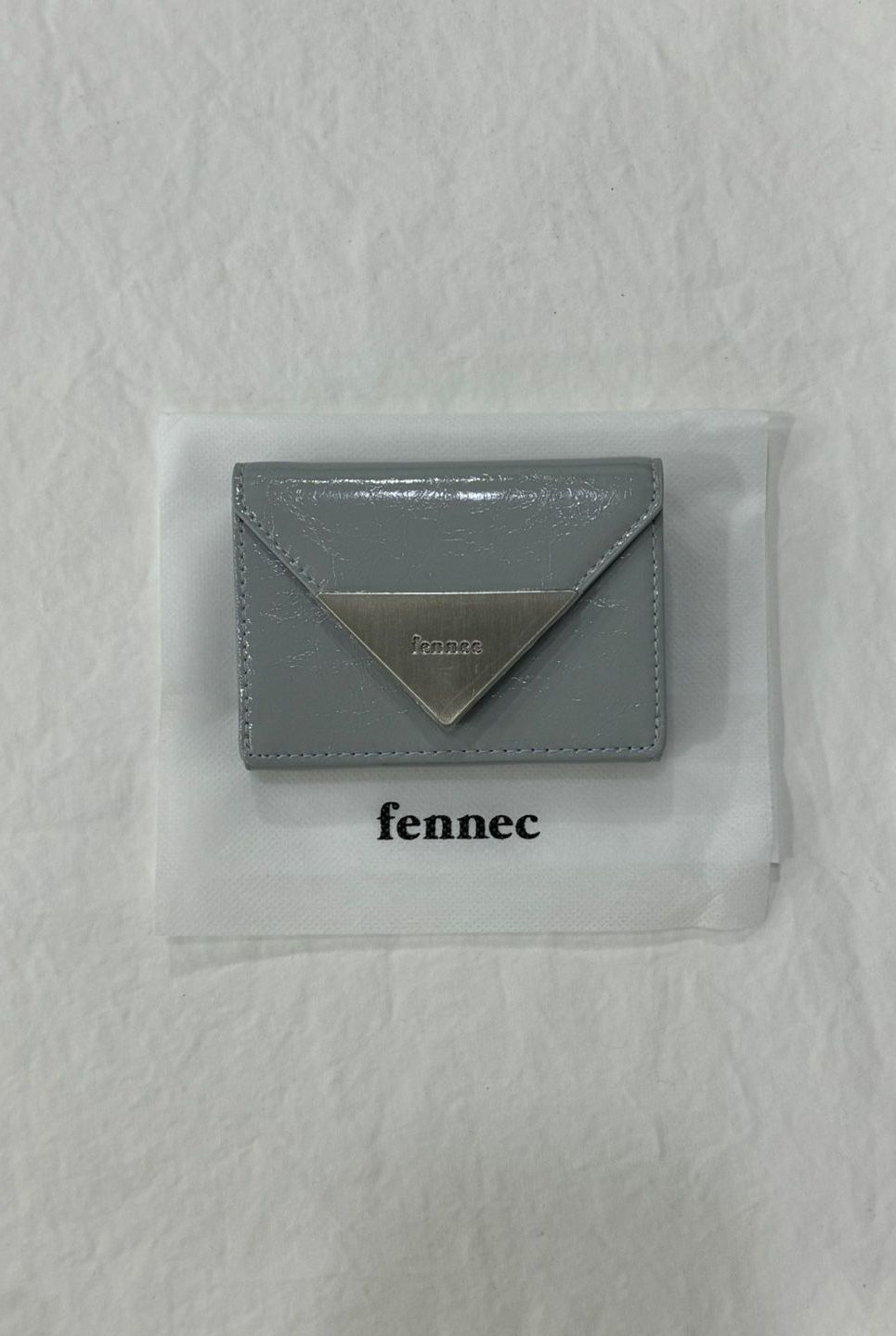 MUSINSA | fennec CRINKLE TRIANGLE TRIPLE WALLET - MID GREY