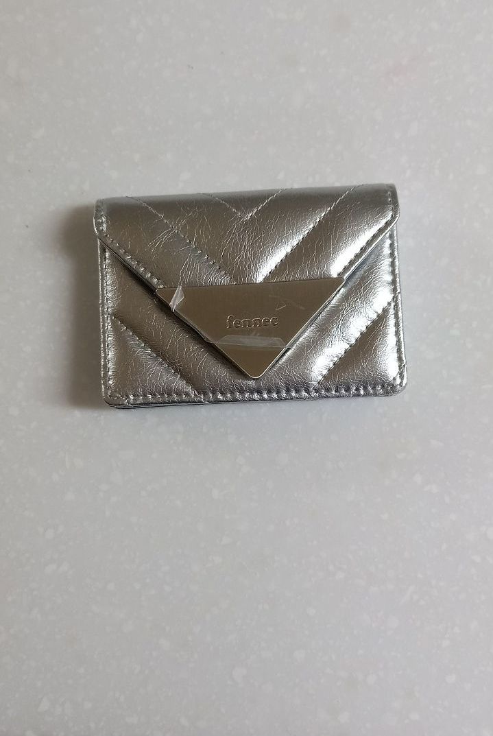 【無料配送】 ◆Fennec◆ CRINKLE TRIANGLE QUILTING POCKET D MUSINSA公式 | fennec CRINKLE TRIANGLE QUILTING POCKET D - SILVER