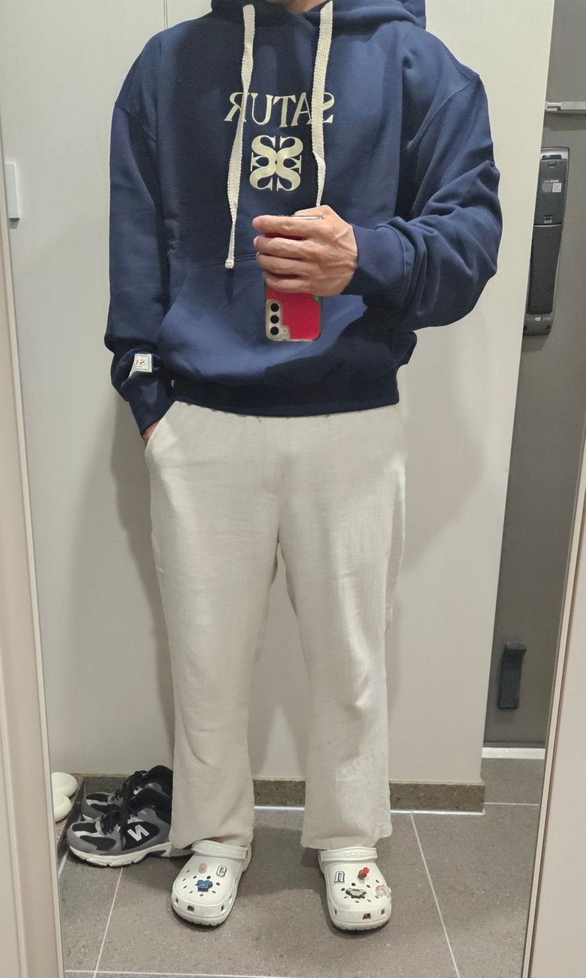 MUSINSA公式 | SATUR クラシックロゴフードパーカー クラシックネイビー