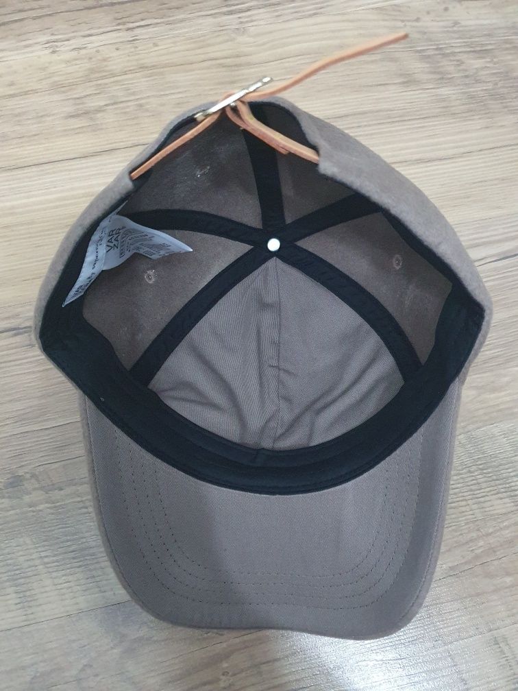 ★VARZAR★ VA Square Applique Wool Baseball Cap Navy Designer fashion, Seoul-fully created | W Concept