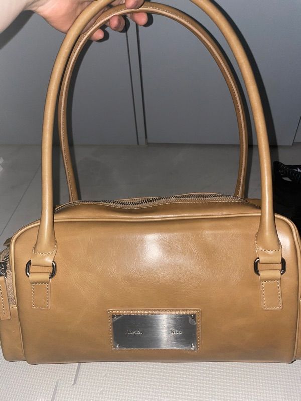 MUSINSA | MATIN KIM VINTAGE LEATHER BOSTON BAG IN BEIGE